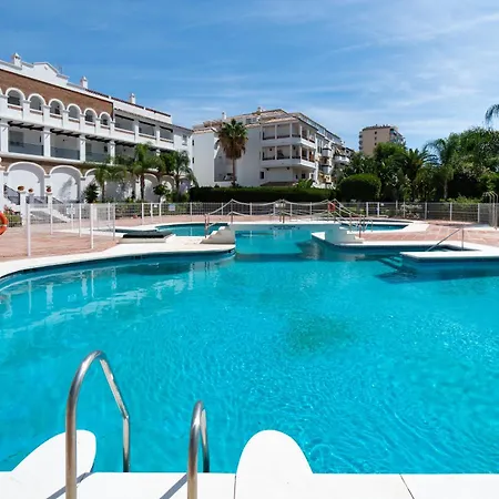 Holidays & Homes I Benalmadena Playa, Piscinas ,Relax Exterior photo