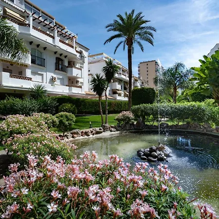 Holidays & Homes I Benalmadena Playa, Piscinas ,Relax Exterior photo
